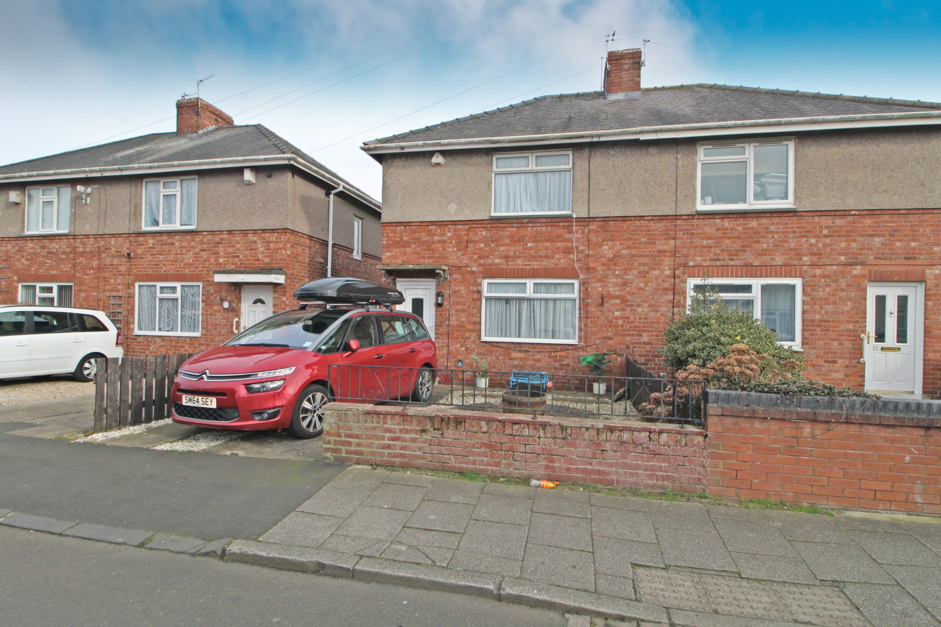 Twentieth Avenue, Blyth, NE24