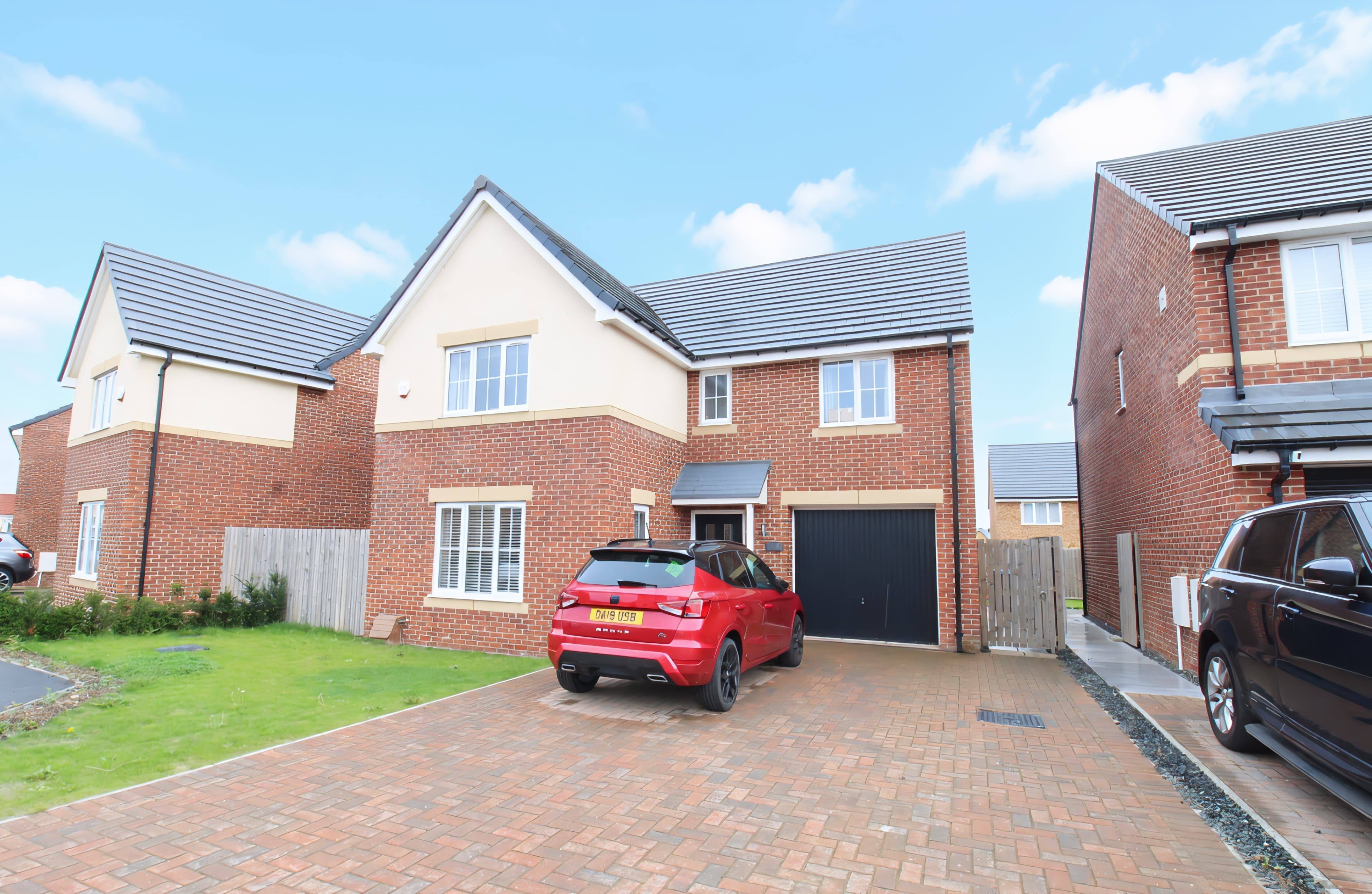 Blackwood Road, Long Grange, NE24